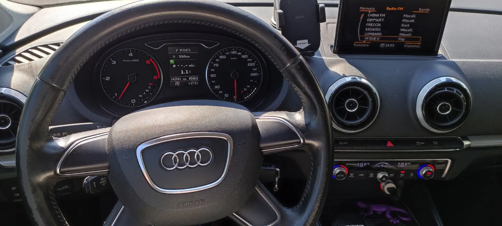 Audi A3 1.6 tdi Ambiente - 1