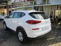 Hyundai TUCSON Select +Navi+Kamera+Sitzheiz+wenig km Weiß - thumbnail 4