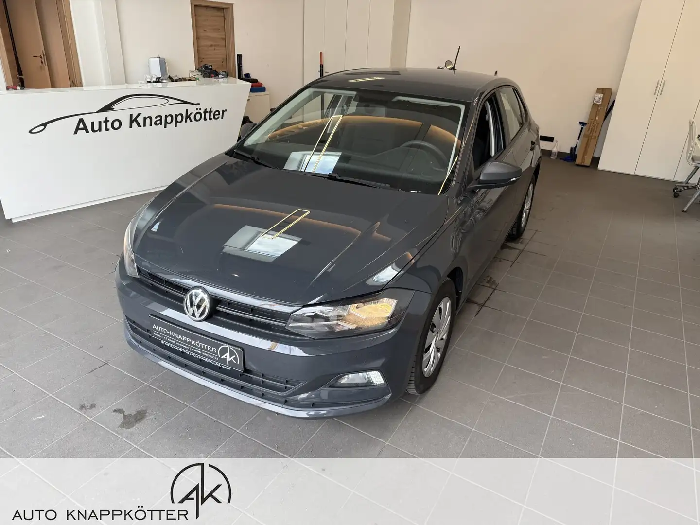 Volkswagen Polo Polo 1.6 TDI Trendline Navi/Klima/BC/eFH./NSW Gris - 2