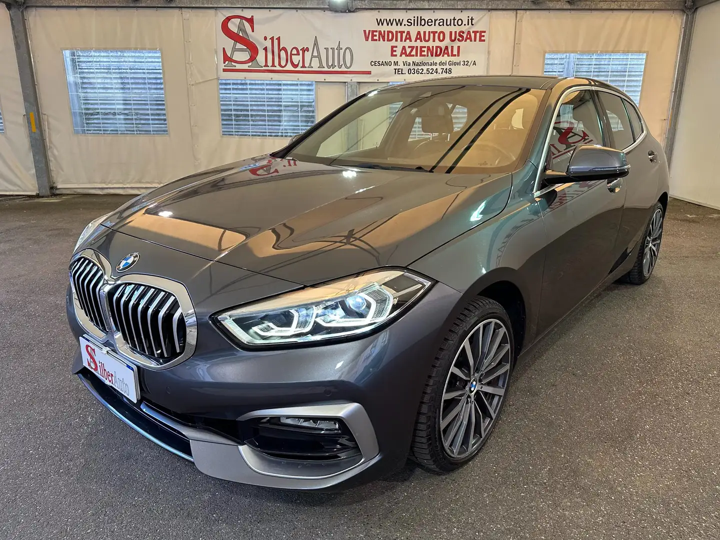 BMW 118 118d Luxury auto 150 CV Grigio - 1