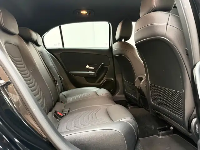 Mercedes-Benz A view 14