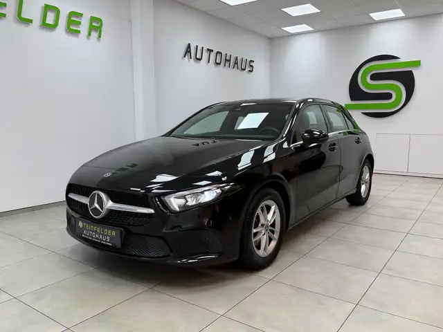Mercedes-Benz A view 3