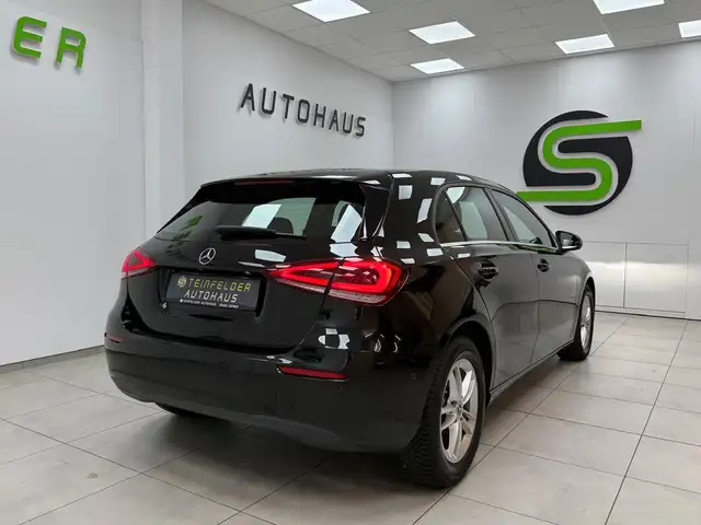 Mercedes-Benz A view 7