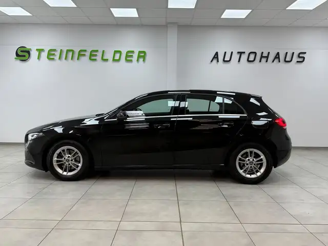 Mercedes-Benz A view 4