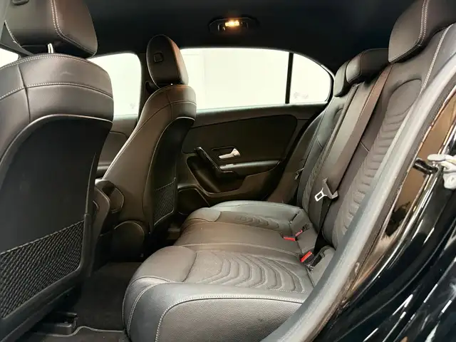 Mercedes-Benz A view 13