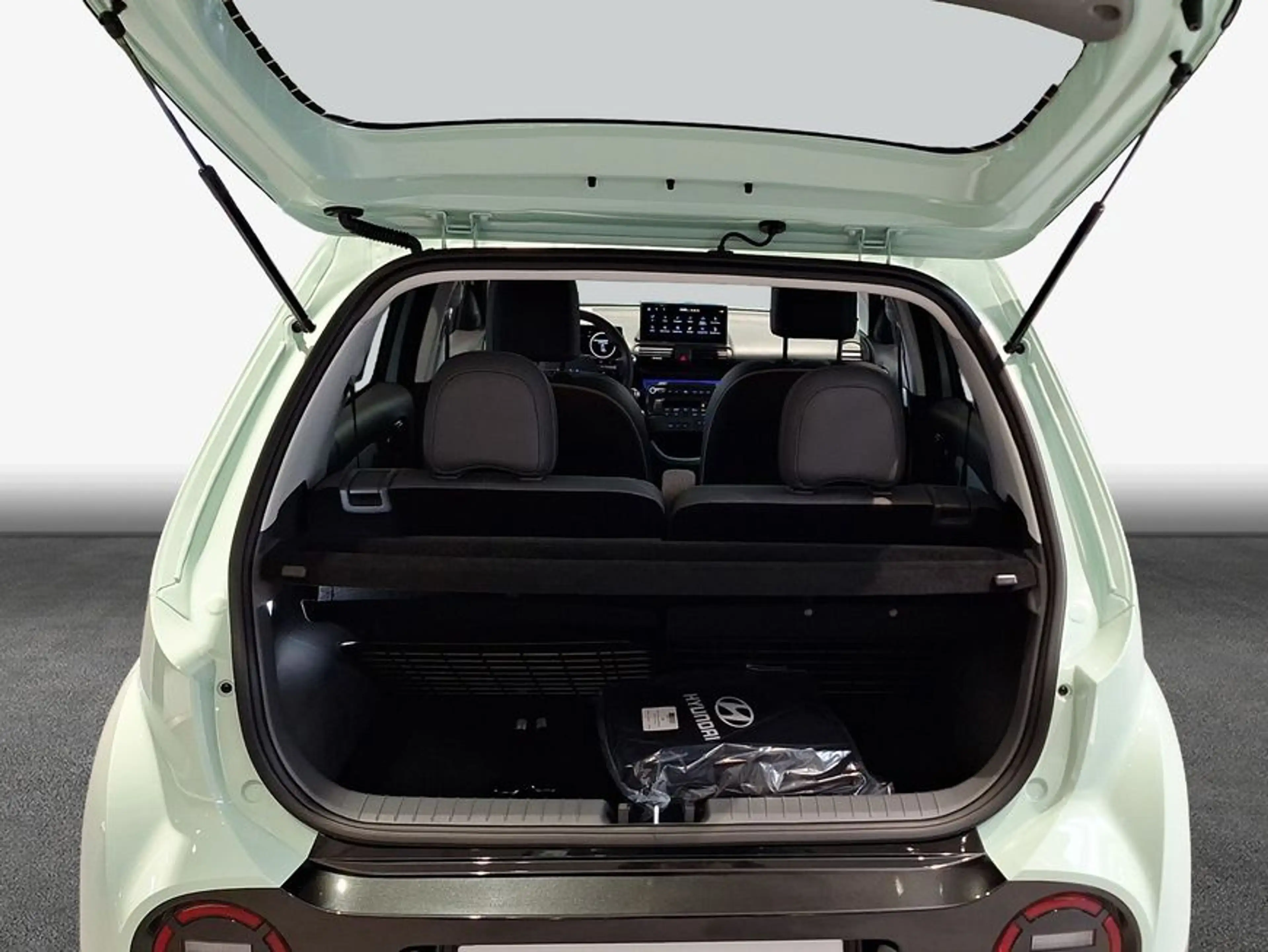Hyundai Inster 49kWh Lounge 85 kW, 5-türig (Strom) — photo 9