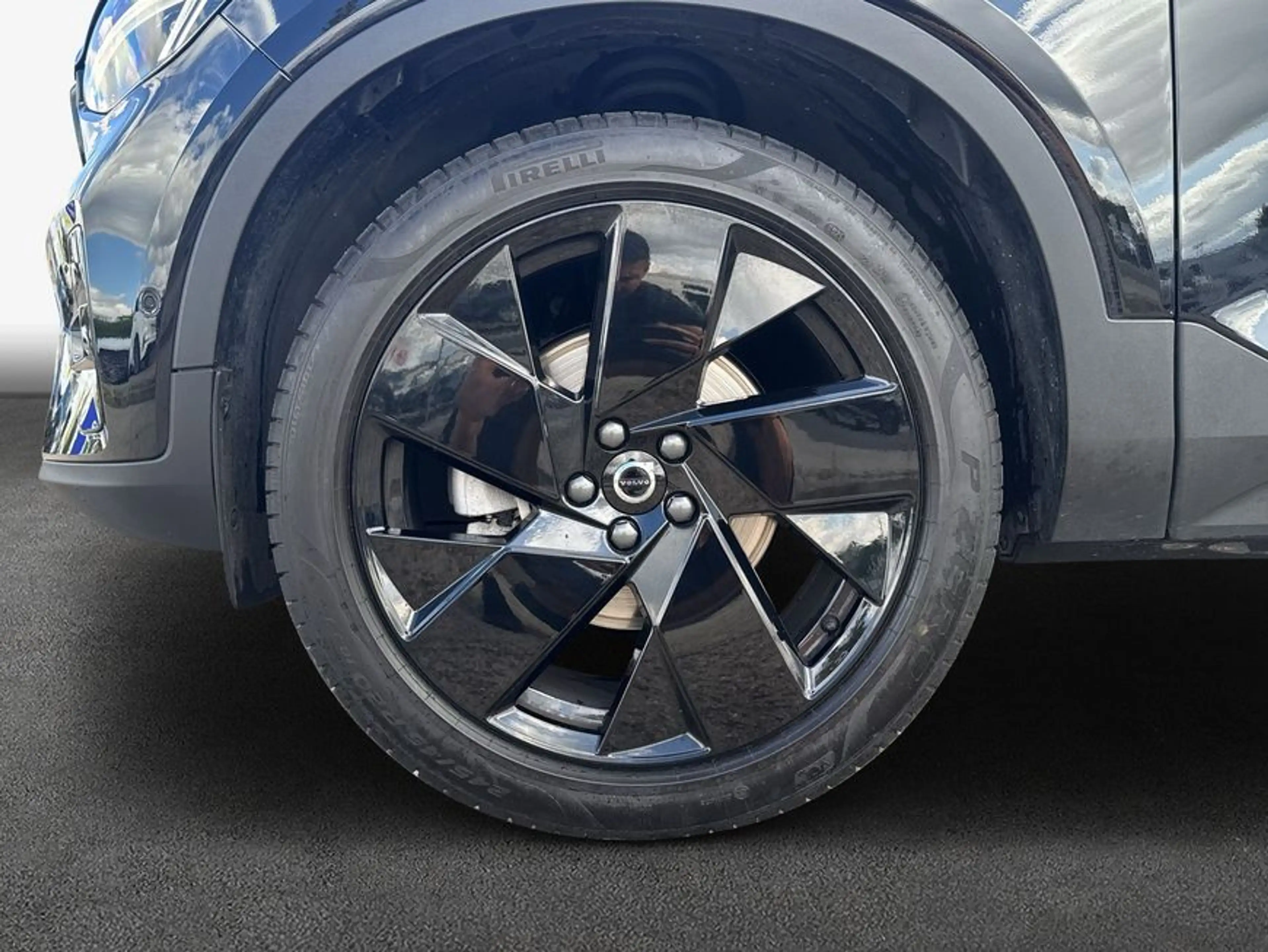 Volvo XC40 XC40 B3 B DKG Plus Black Edition — photo 7