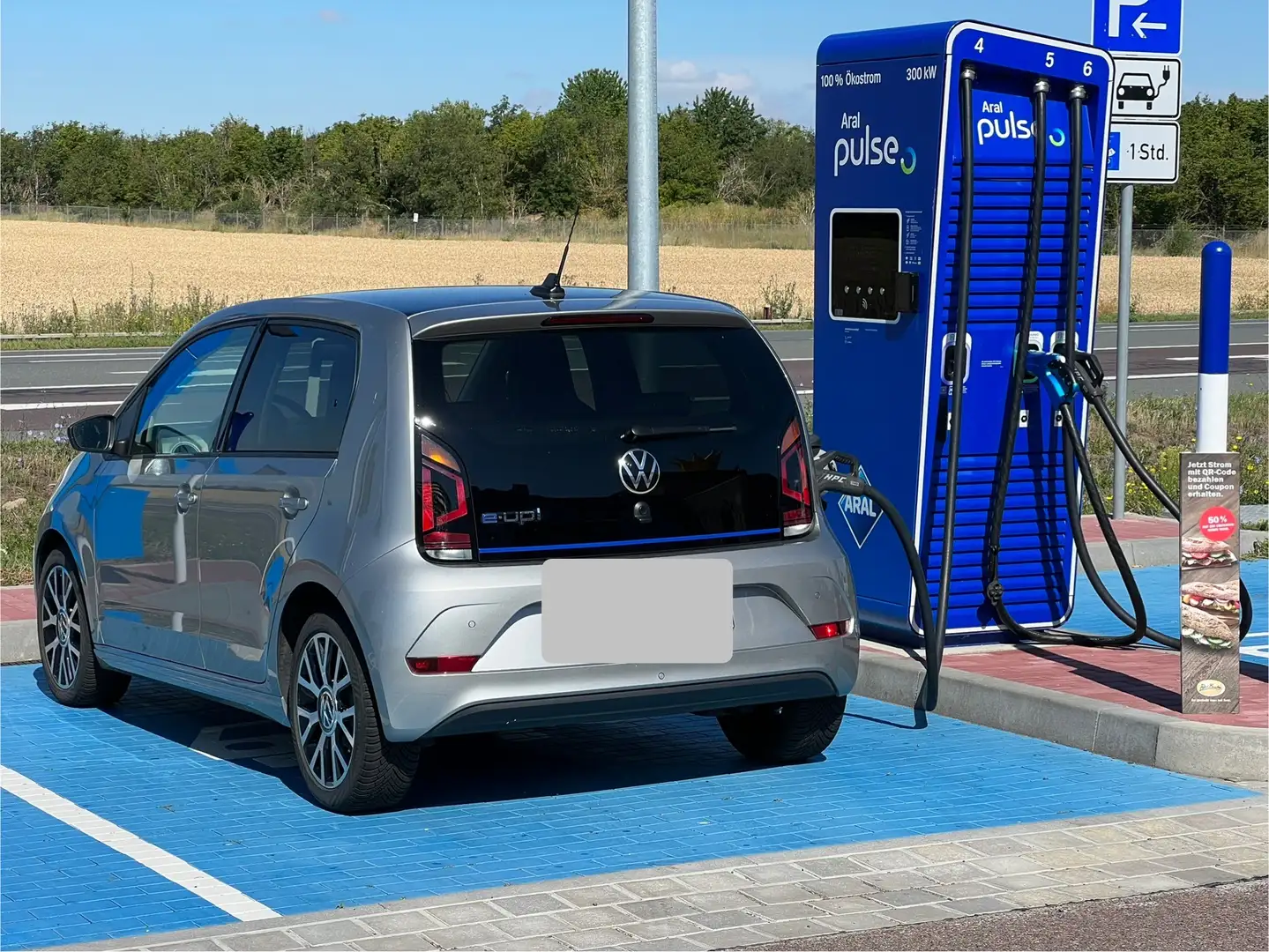 Volkswagen up! e-up! Style Grau - 2