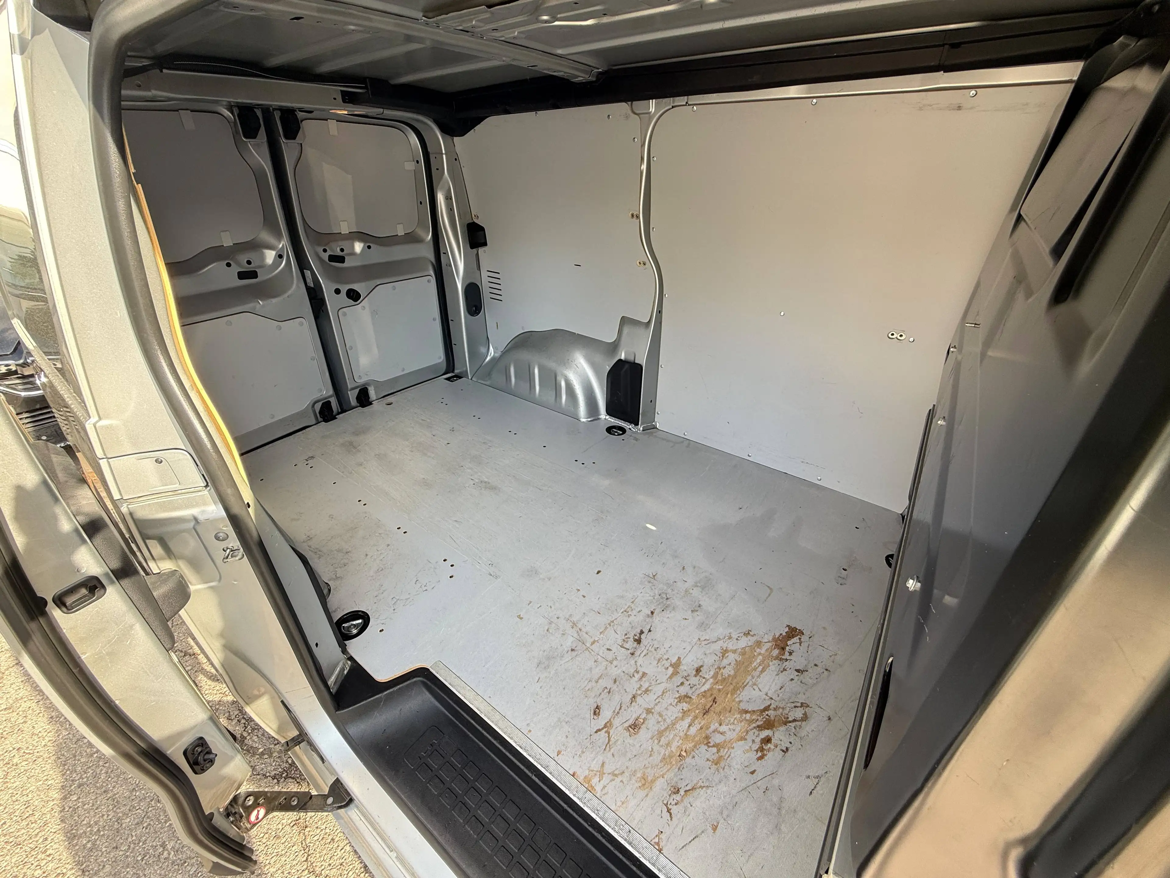 Peugeot Expert Premium L2 — photo 15