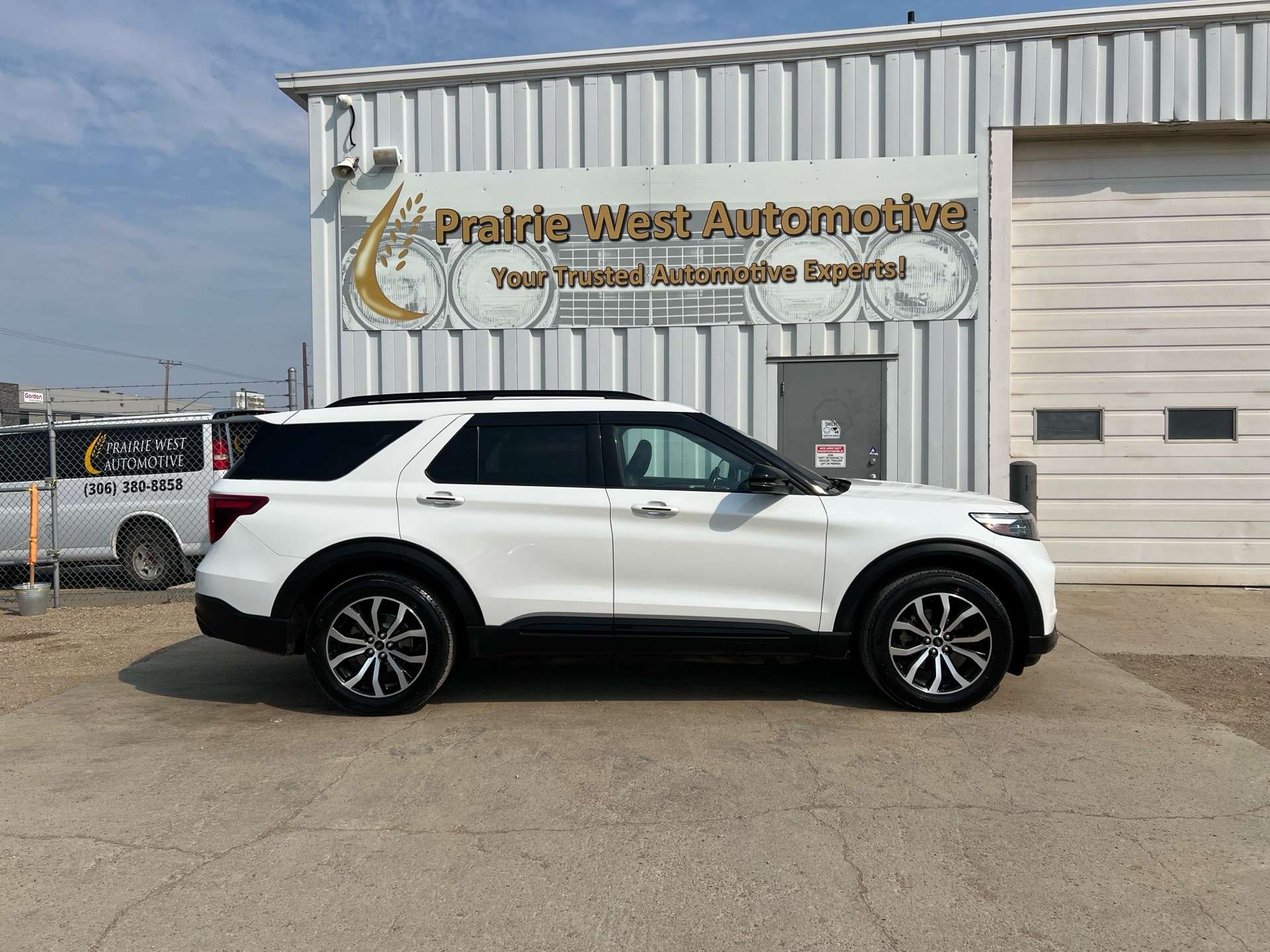 2020 Ford Explorer ST 4WD 7 Passenger | No Accident| One Owner — снимка 1