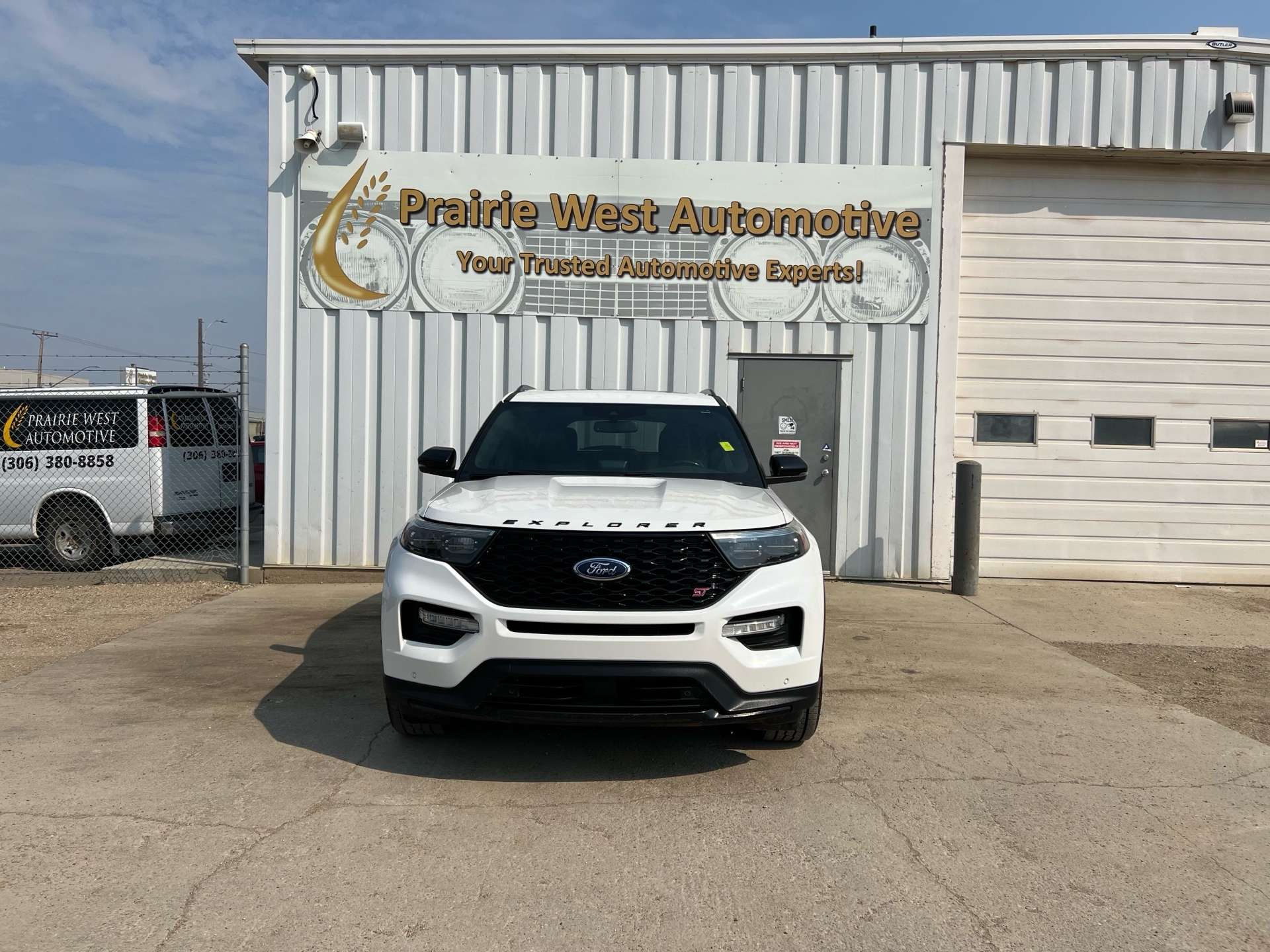 2020 Ford Explorer ST 4WD 7 Passenger | No Accident| One Owner — снимка 1