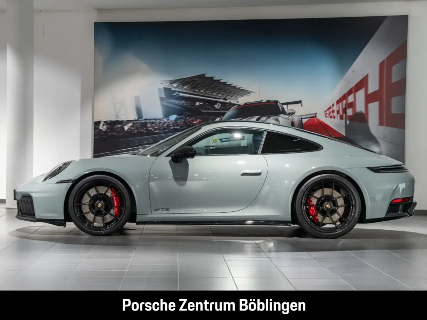 Porsche 992 911 Carrera GTS Shadegreen Burmester LED Grün - 2