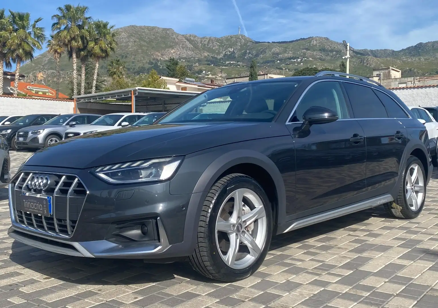 Audi A4 allroad Business Evolution 2.0 TDI 190CV s tronic quattro Grigio - 1