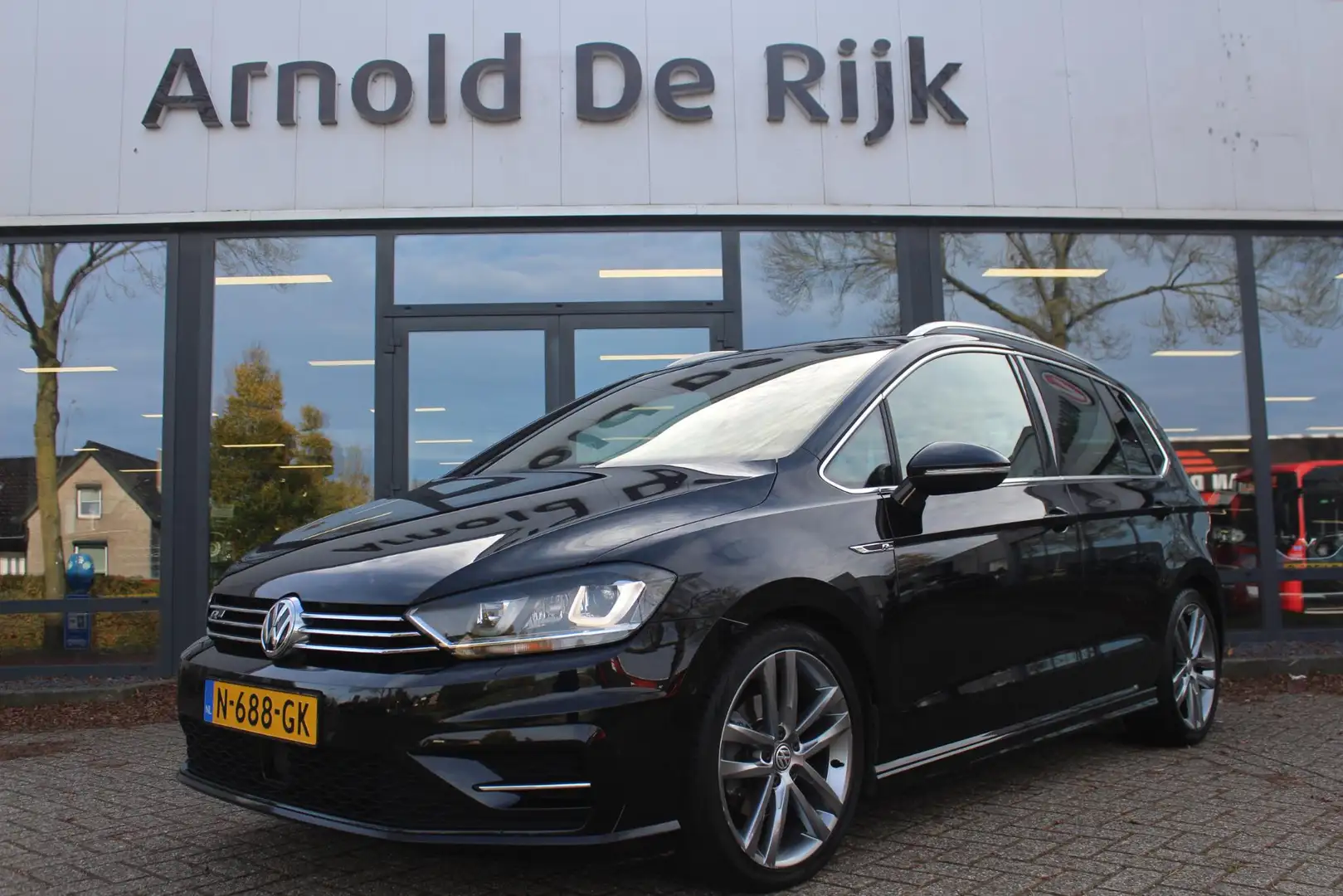 Volkswagen Golf Sportsvan 1.4 TSI Highline Noir - 1