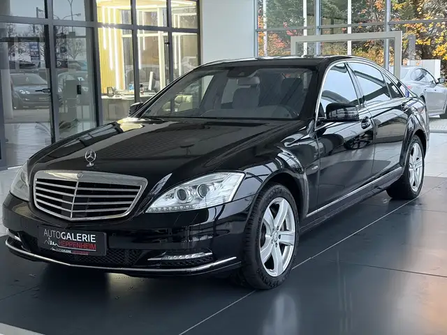 Mercedes-Benz S 500