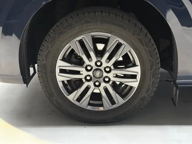 Ford Tourneo Custom view 8