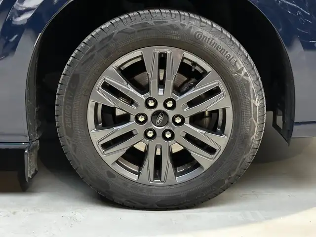 Ford Tourneo Custom view 9