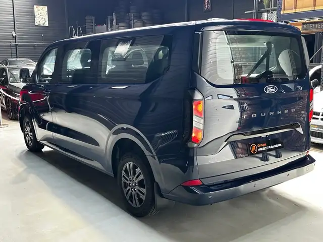 Ford Tourneo Custom view 6