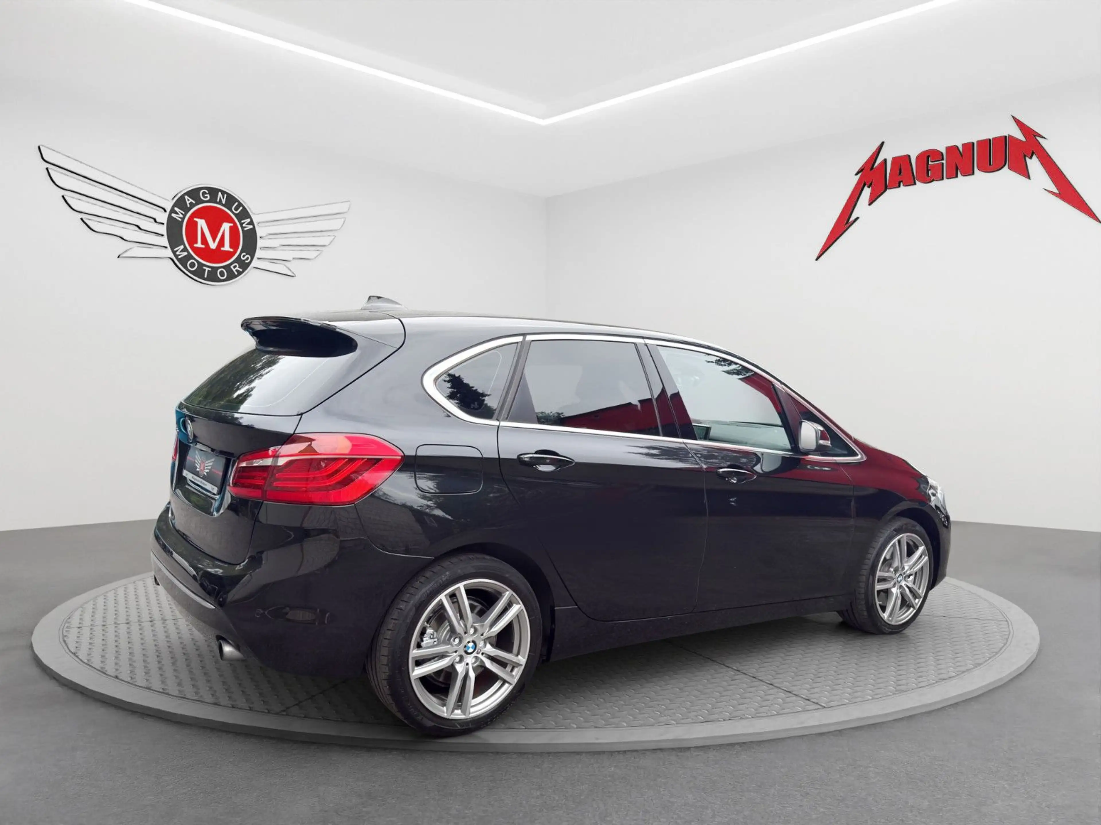 BMW 225 i XD SPORT*M-Alu*Aut.*Leder*Navi Pro*Head-Up* — photo 5