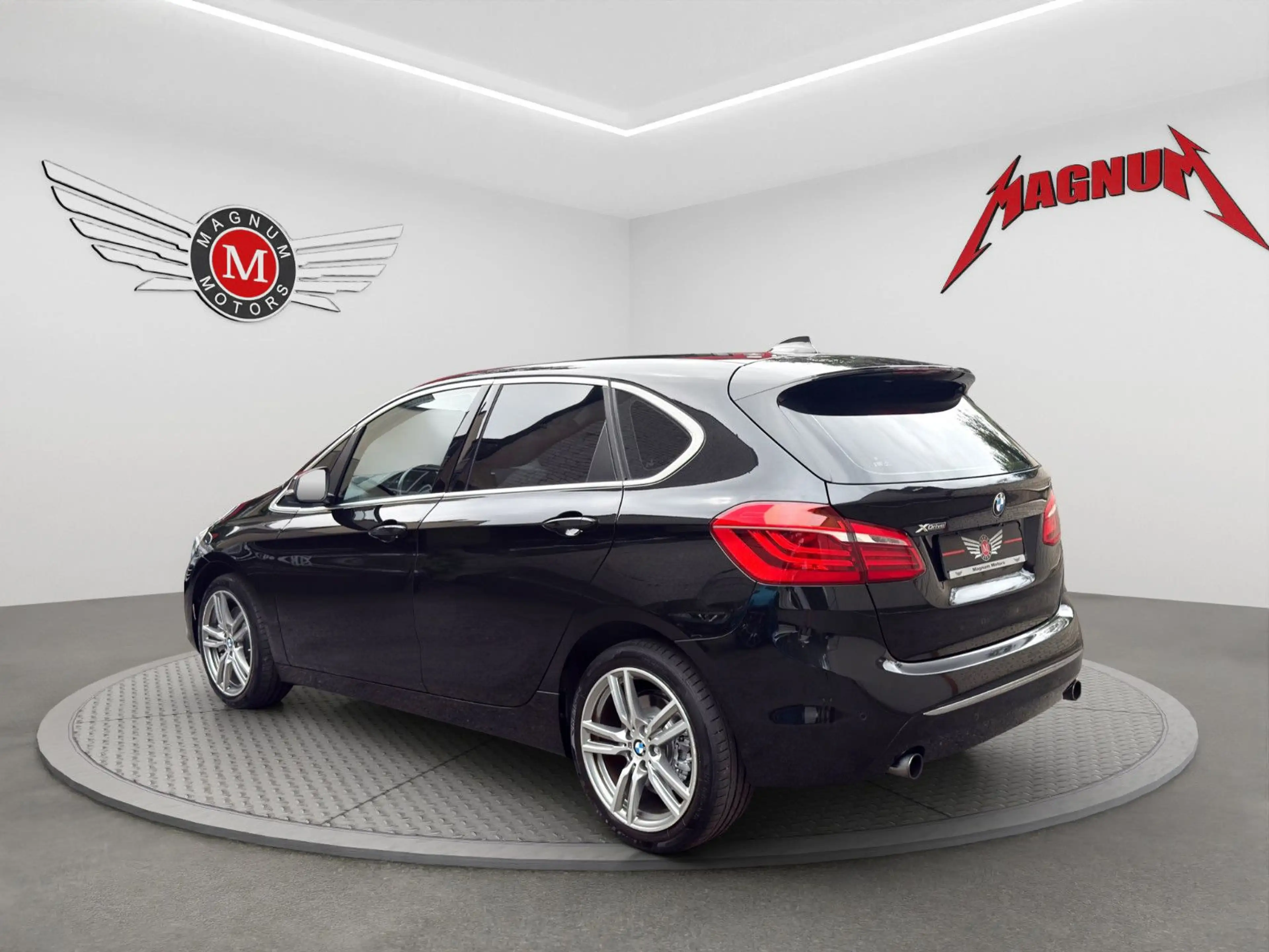 BMW 225 i XD SPORT*M-Alu*Aut.*Leder*Navi Pro*Head-Up* — photo 4