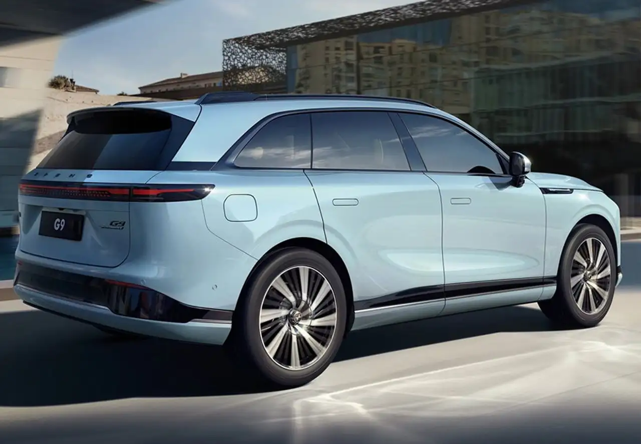 XPENG G9