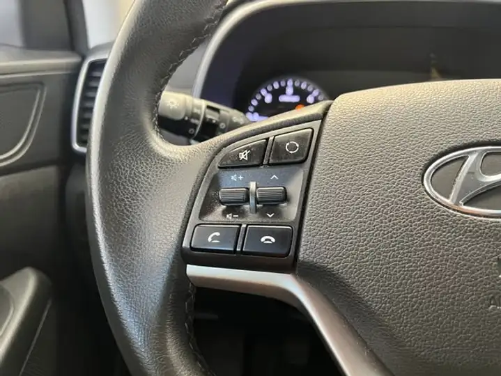 Hyundai Tucson 1.6 CRDI Essence 4X2 2020, foto 19