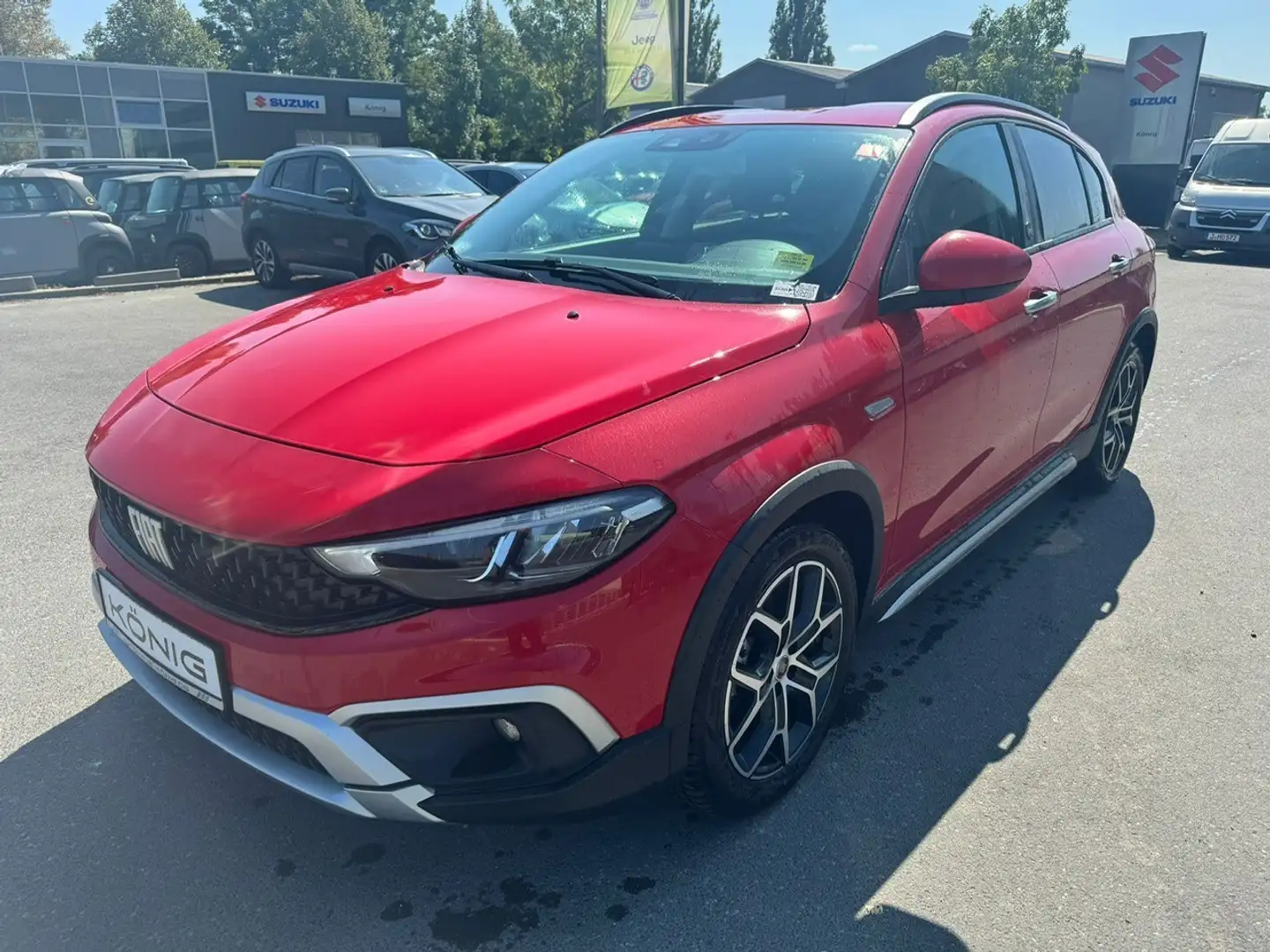 Fiat Tipo 5-Türer MY23 RED 1.5 Automatik Rot - 1