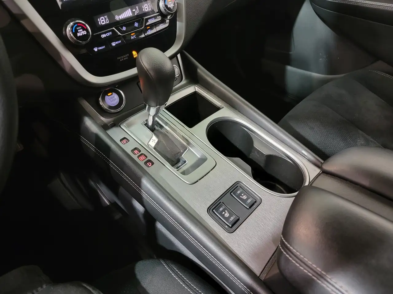 Nissan Murano снимка Nissan Murano