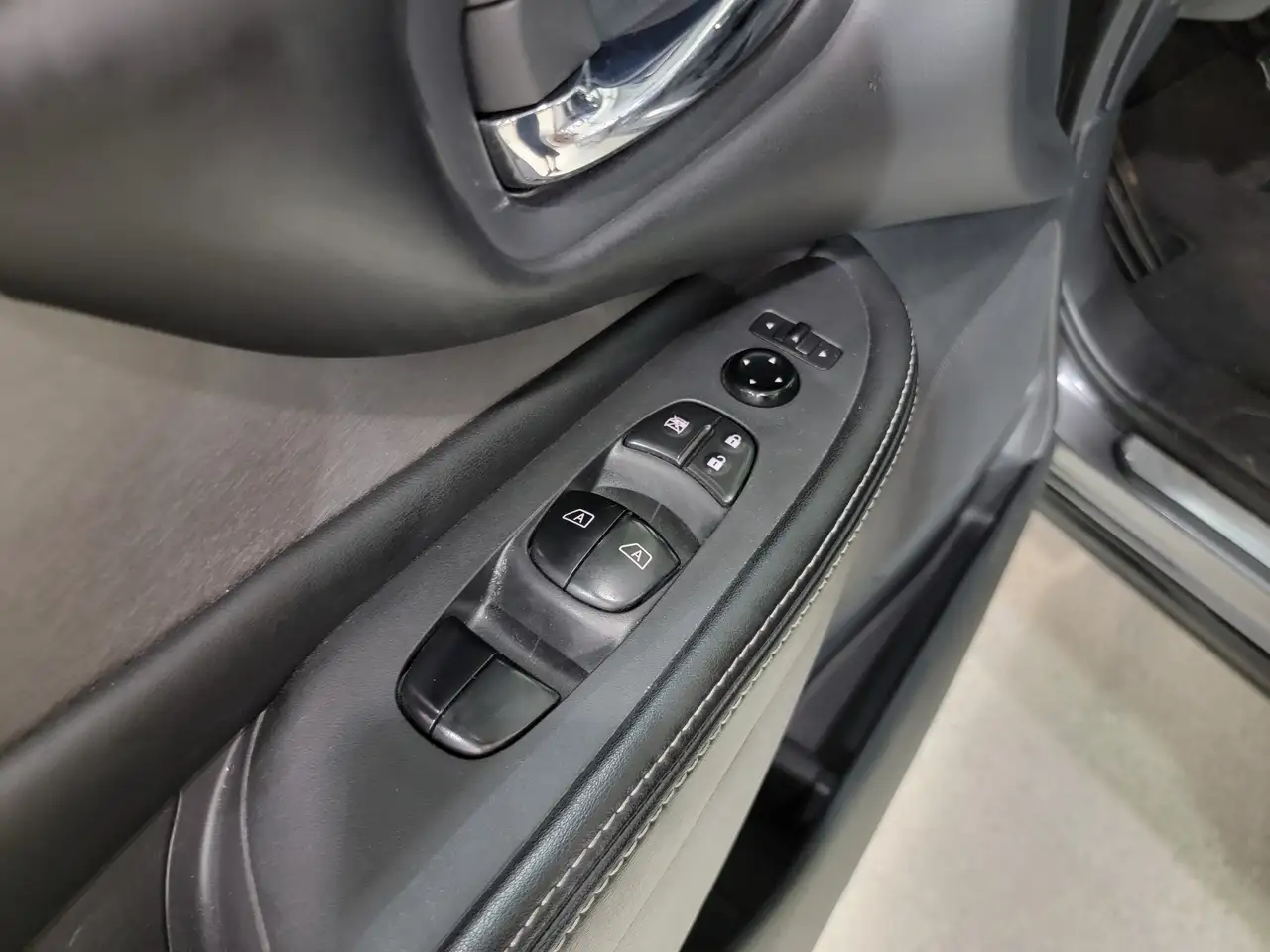 Nissan Murano снимка Nissan Murano