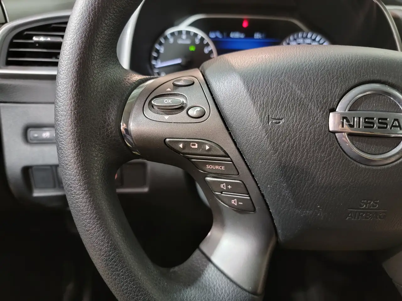 Nissan Murano снимка Nissan Murano