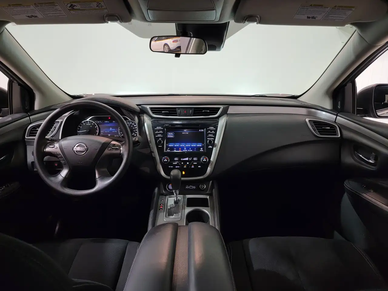Nissan Murano снимка Nissan Murano