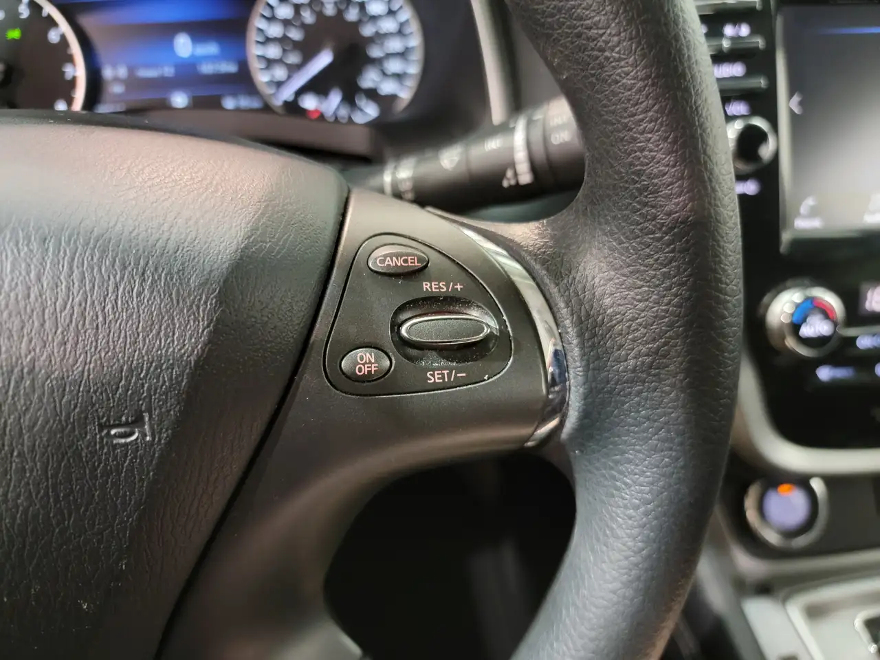 Nissan Murano снимка Nissan Murano