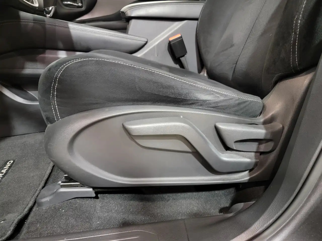 Nissan Murano снимка Nissan Murano