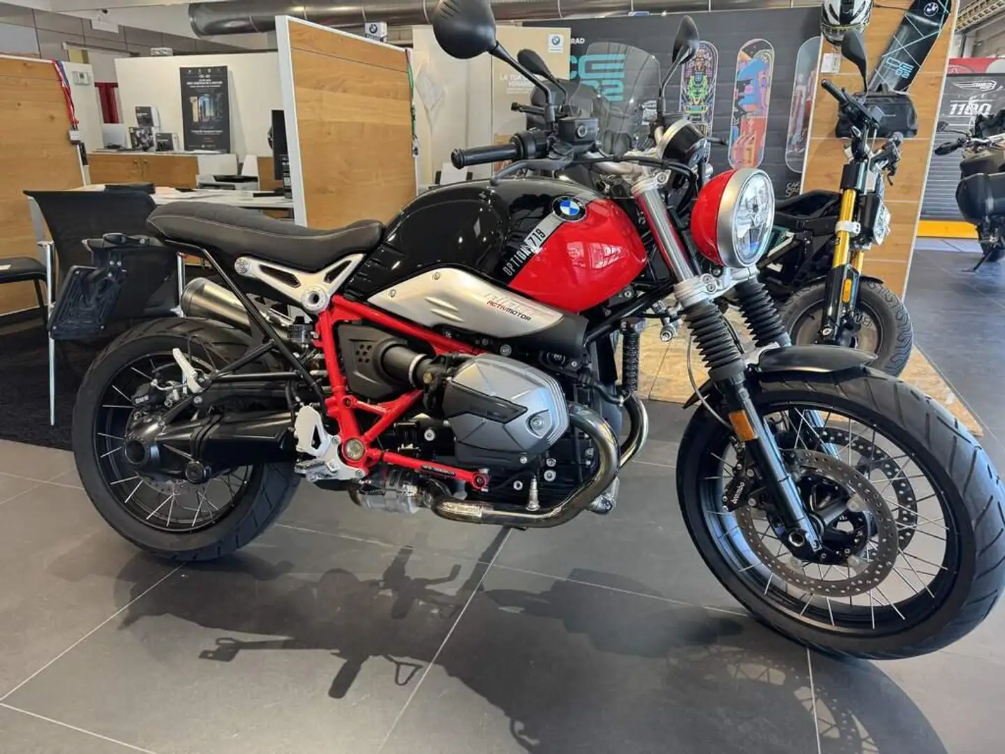BMW R nineT 1200 Scrambler Abs my21 Nero - 2