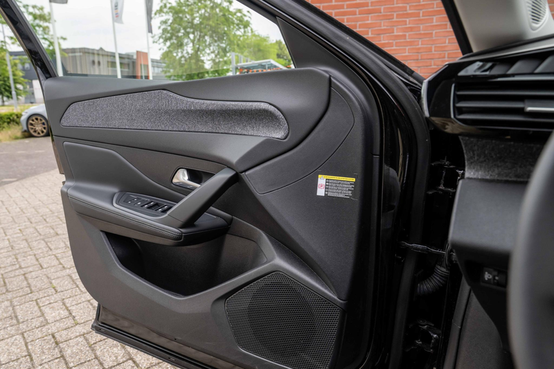 Peugeot 408 1.2 PureTech Allure Pack 130 EAT8 Camera Orig NL — photo 12
