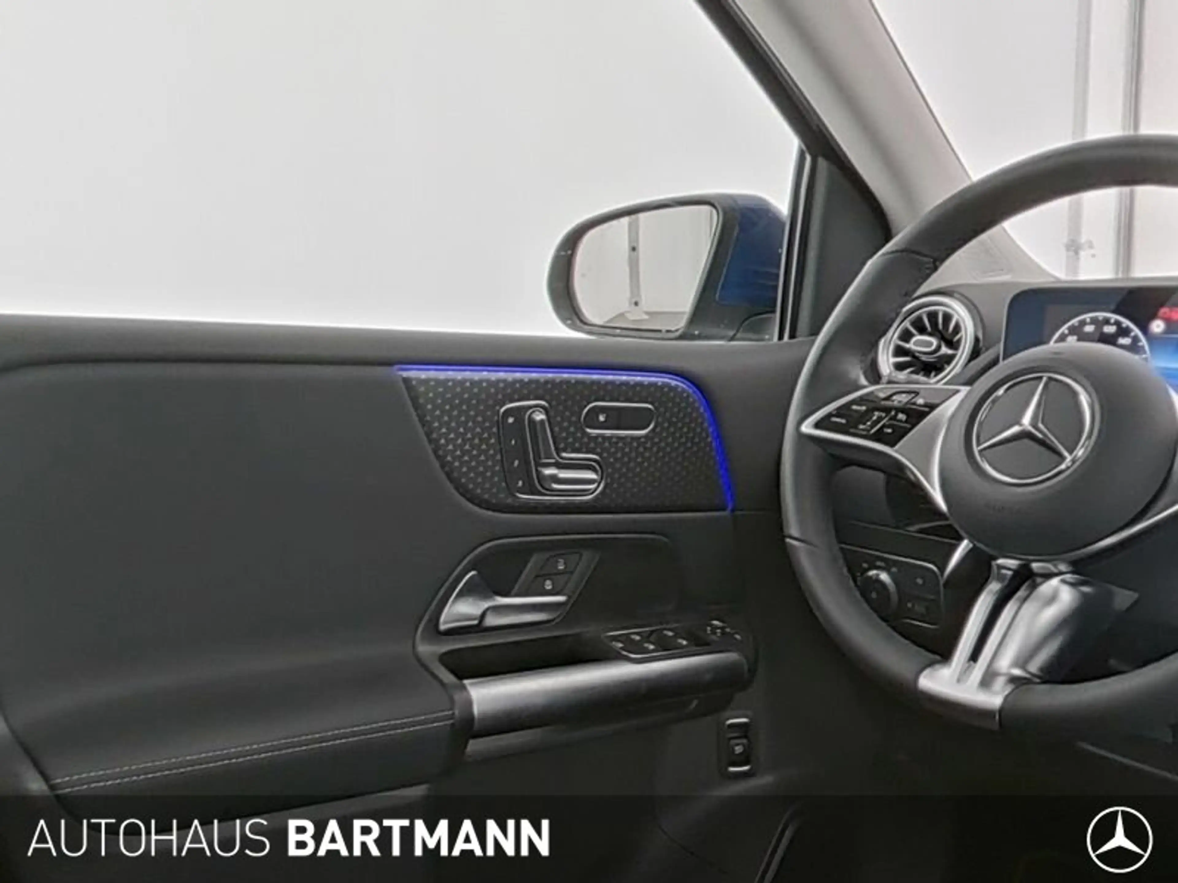 Mercedes-Benz B 220 B 220 d PROGRESSIV+PANO+ MEMORY+LED+KAMERA+SZH++ — photo 9