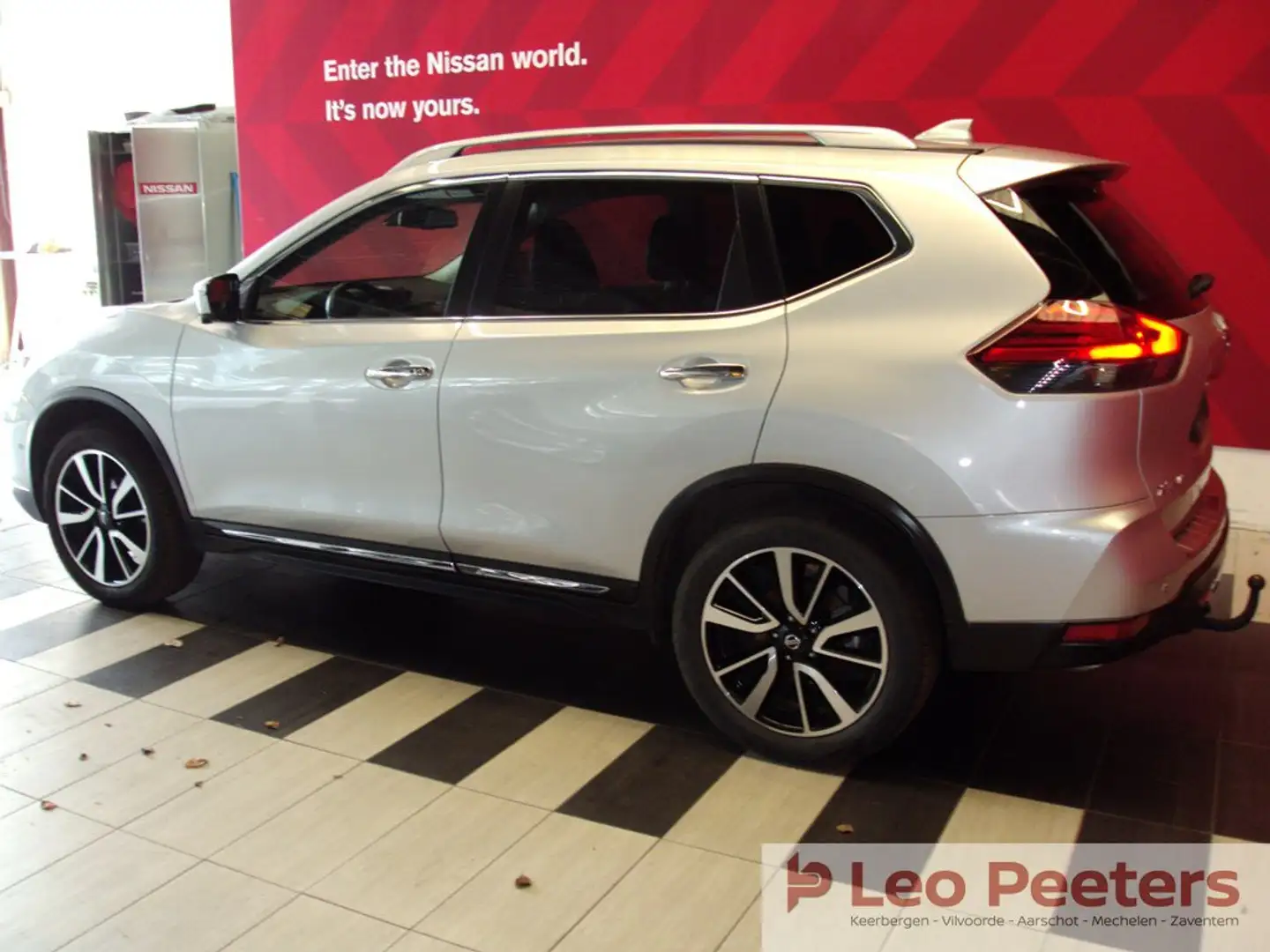 Nissan X-Trail 1.3 DIG-T TEKNA AUTOMAAT Argent - 2