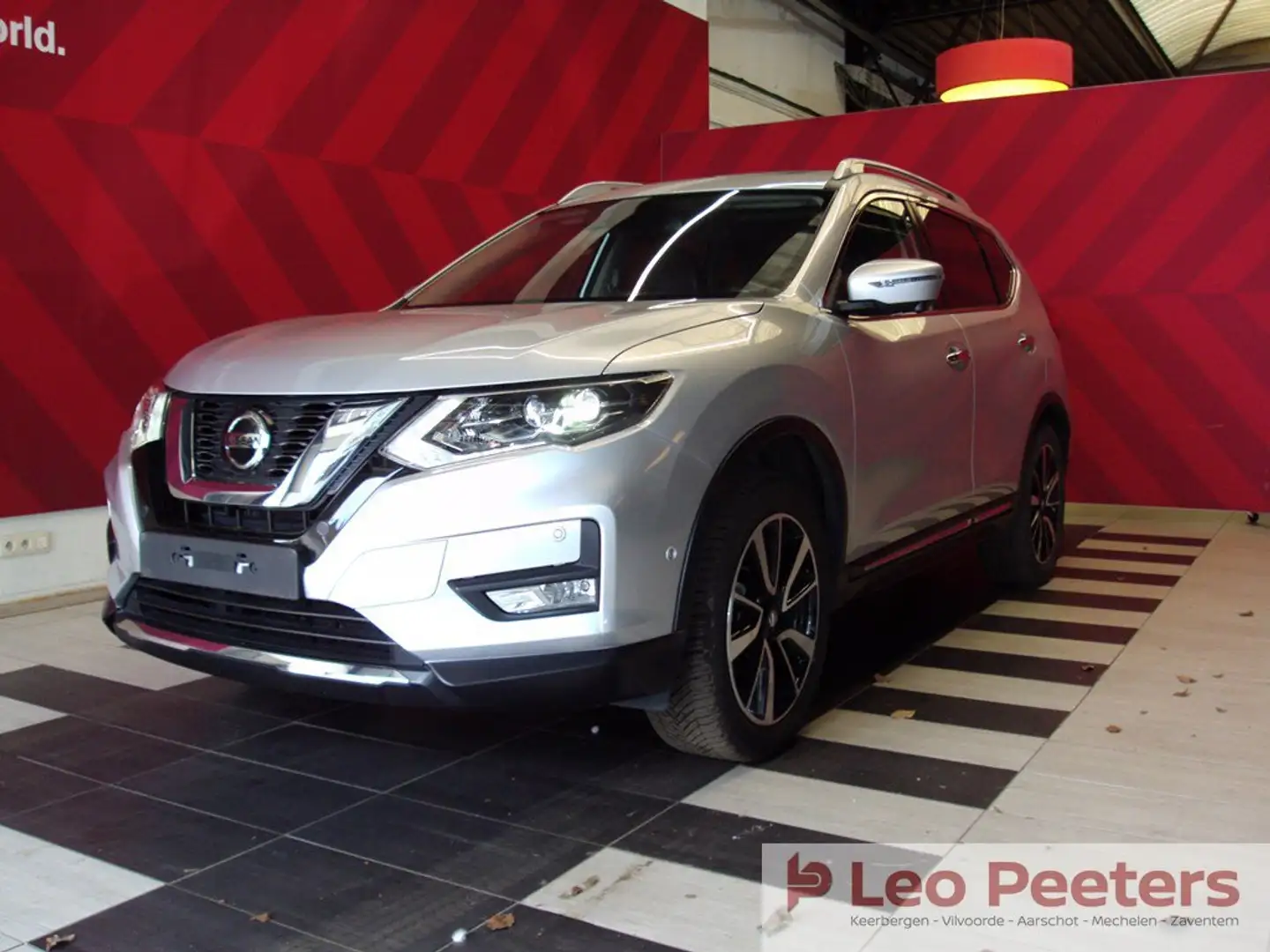 Nissan X-Trail 1.3 DIG-T TEKNA AUTOMAAT Argent - 1