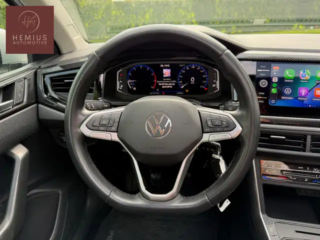 Volkswagen Polo view 12