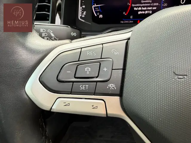 Volkswagen Polo view 13