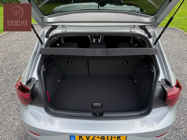 Volkswagen Polo view 10