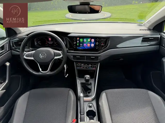 Volkswagen Polo view 11