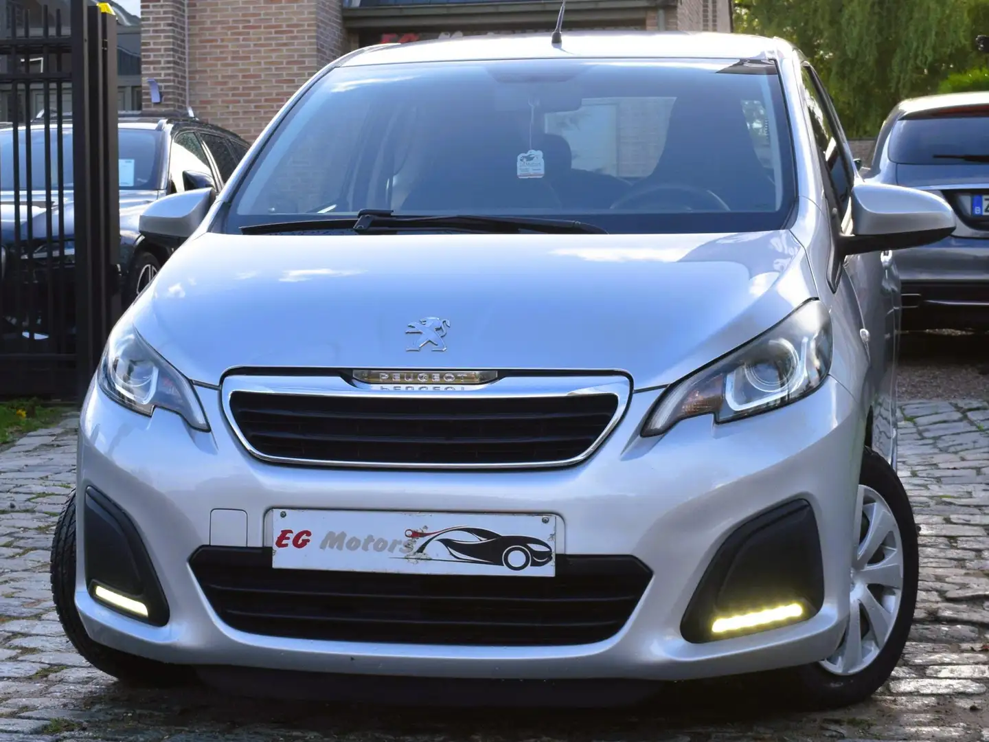Peugeot 108 VTi/Benzine/HISTORY/GARANTIE Argent - 1