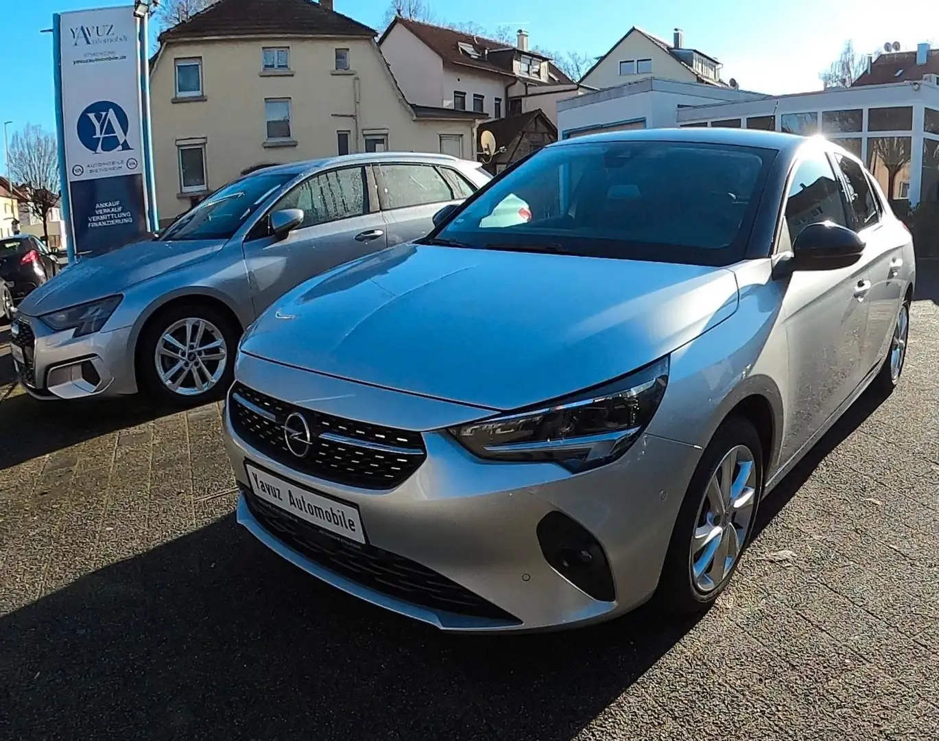 Opel Corsa F Elegance Automatik Silber - 1