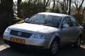 Volkswagen Passat B5 2.0 - thumbnail 1