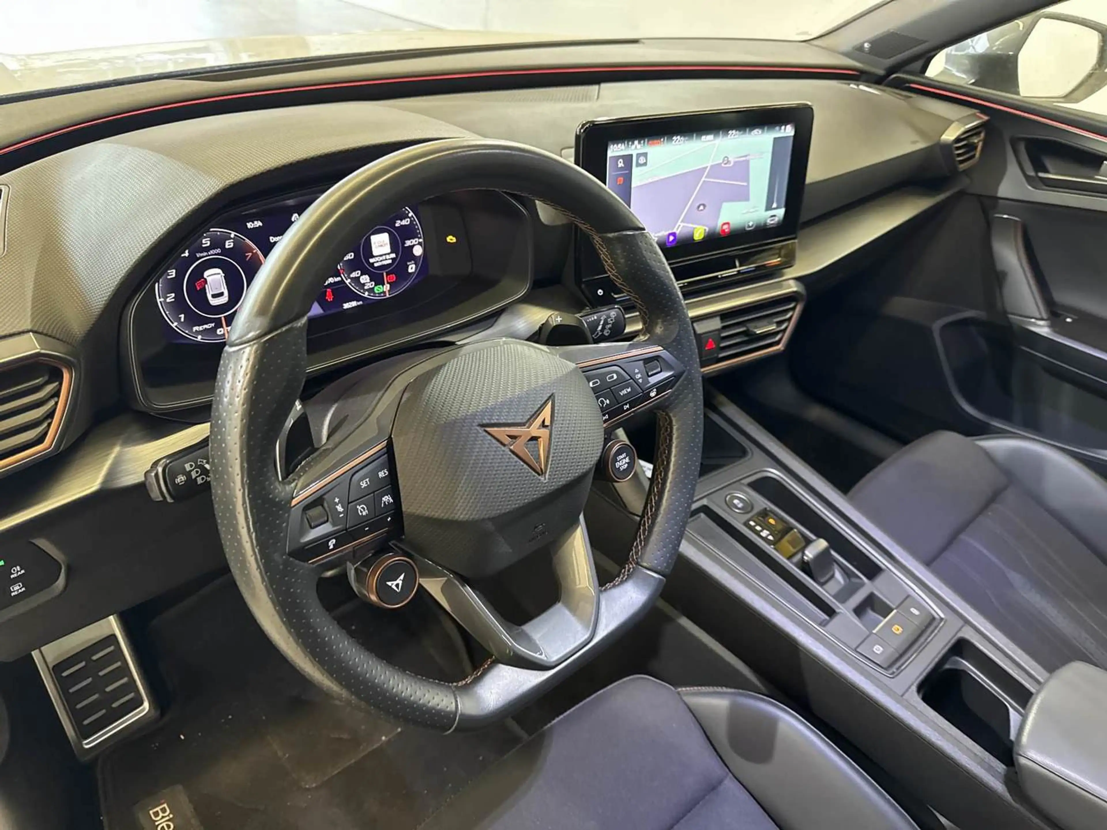 CUPRA Leon ST 2.0 TSI VZ 4Drive DSG — photo 4