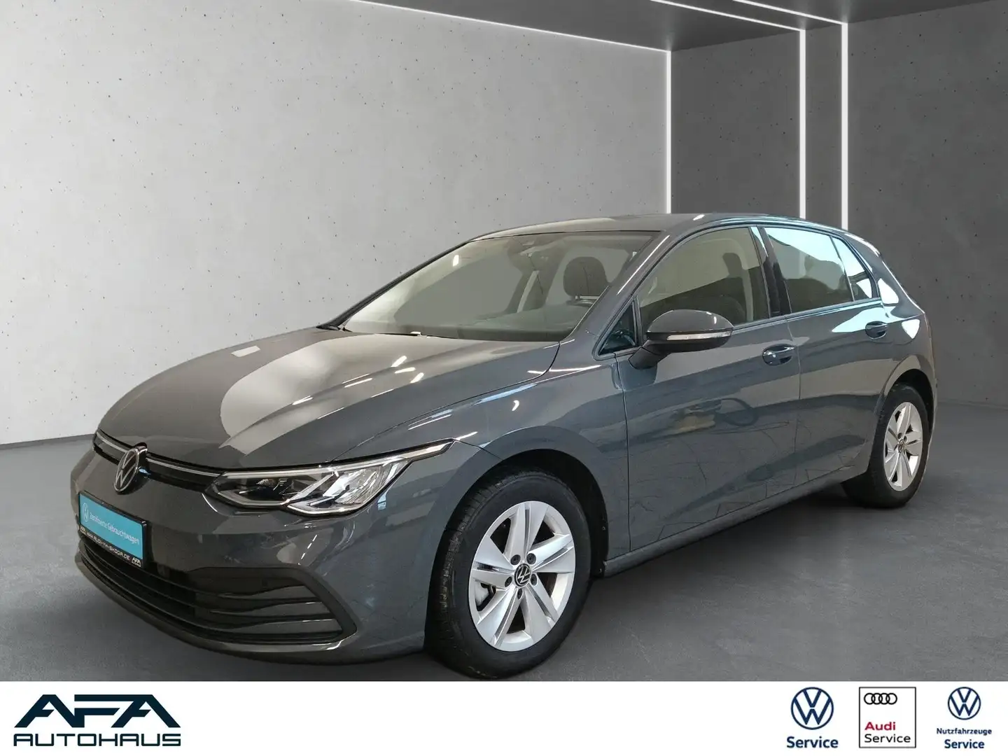 Volkswagen Golf VIII 1.0 eTSI LIFE DSG Navi*LED*RFK*ACC*APP Grau - 1