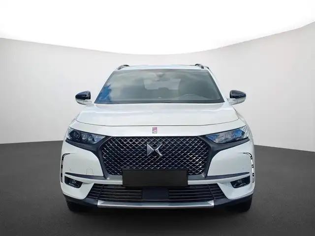 DS Automobiles DS 7 Crossback view 2