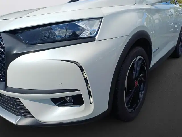 DS Automobiles DS 7 Crossback view 9