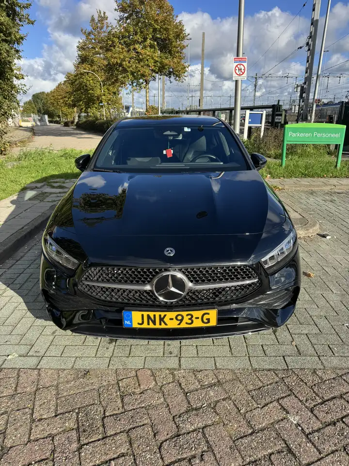 Mercedes-Benz A 220